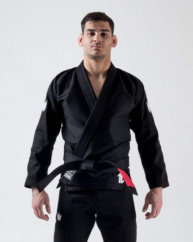 The ONE Jiu Jitsu Gi - Negro - Cinturón blanco GRATIS