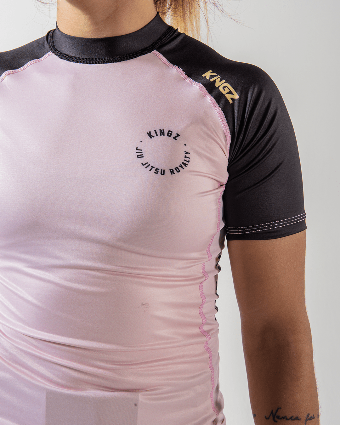 Born To Rule Womens S/S Rashguard