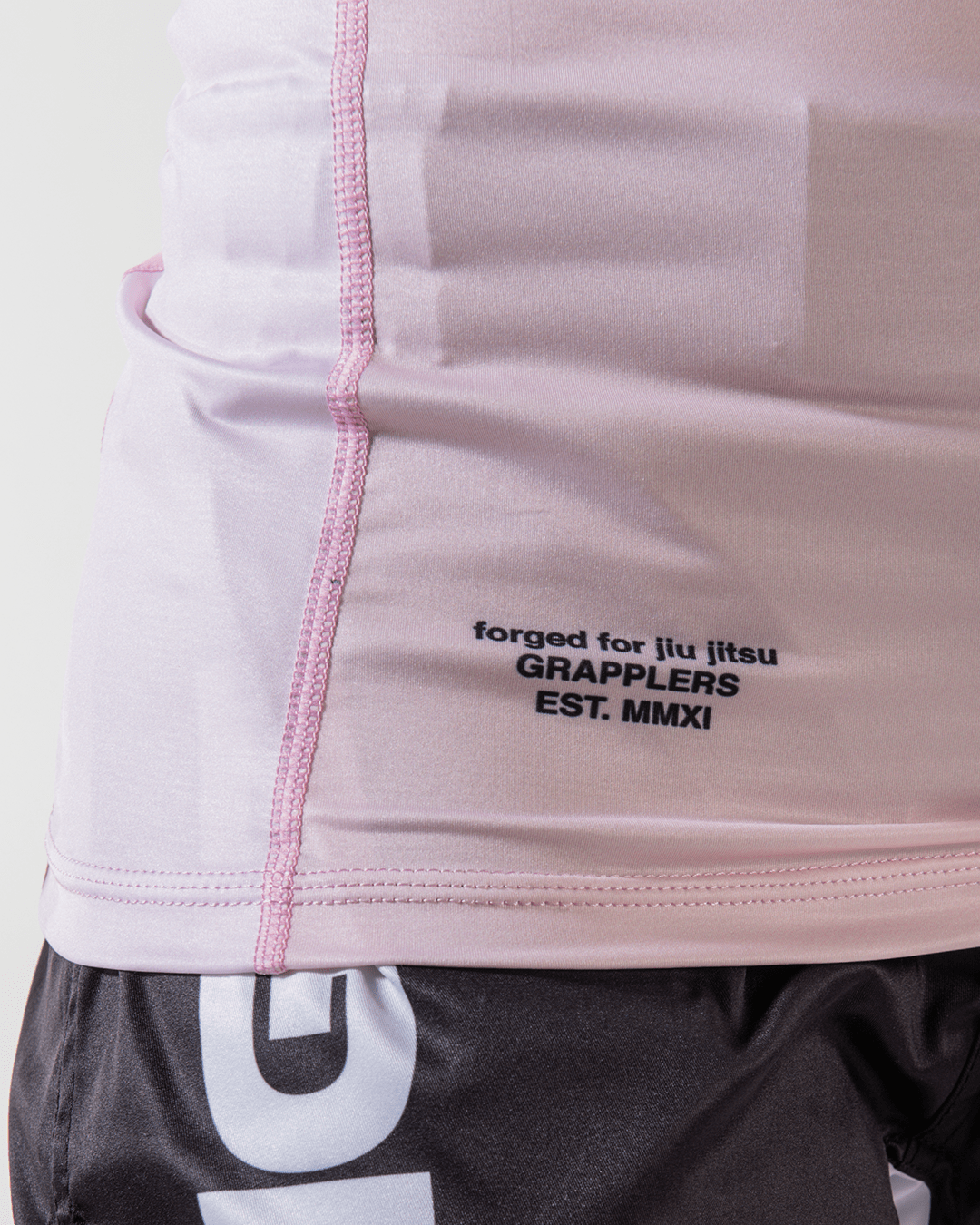 Born To Rule Womens S/S Rashguard