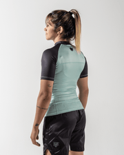 Born To Rule Womens S/S Rashguard No-Gi & Compression Kingz
