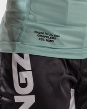 Born To Rule Womens S/S Rashguard No-Gi & Compression Kingz