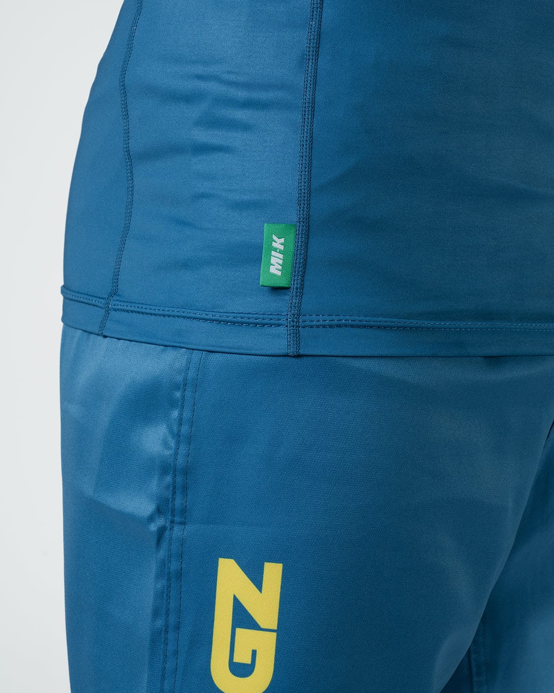 MI-K Roots Rashguard