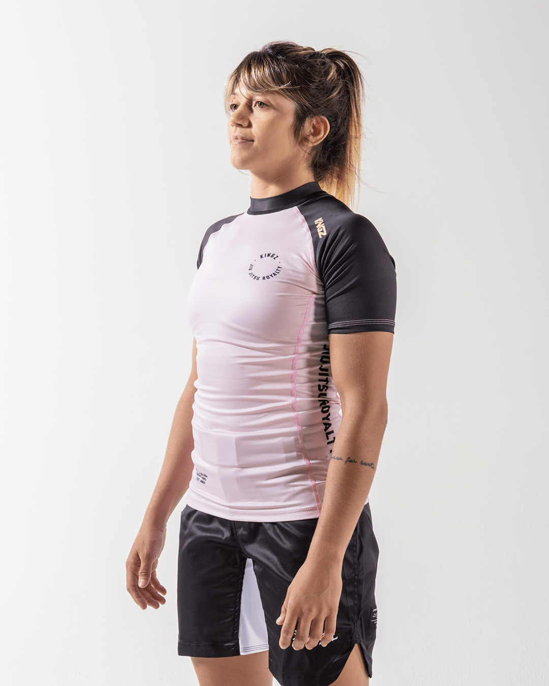 Born To Rule Womens S/S Rashguard
